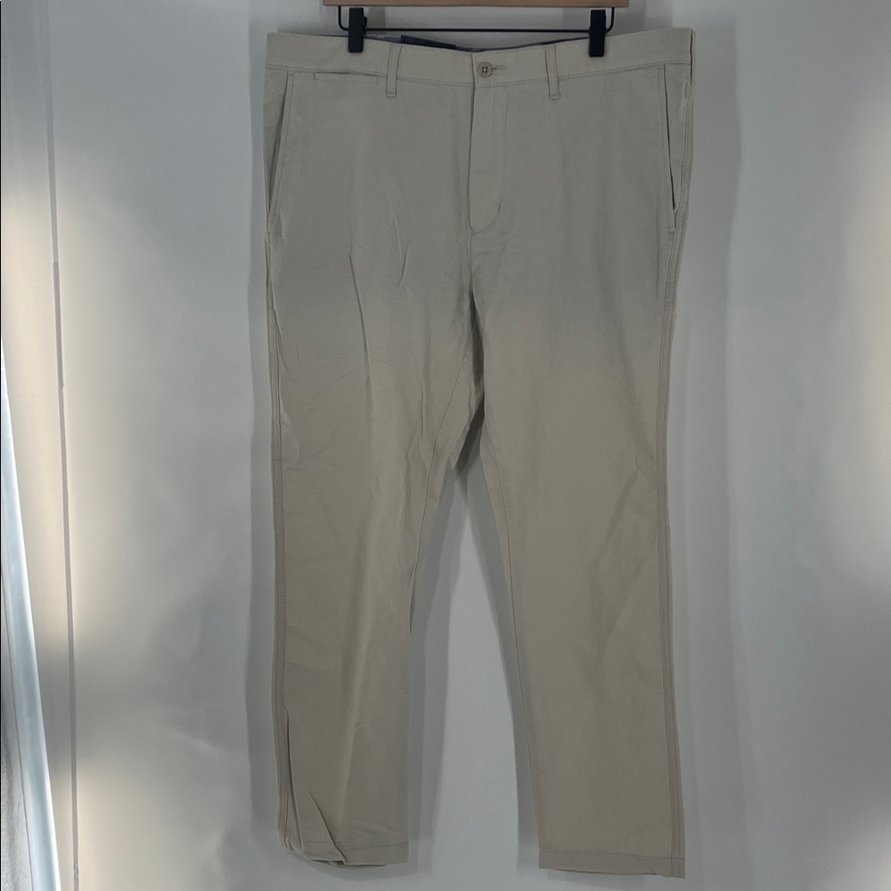 Cremieux White Chinos and Khaki Pants Size 38X30 NWT